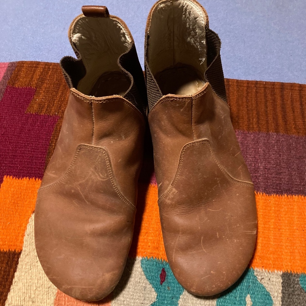 Nefes Chelsea Barefoot Boots